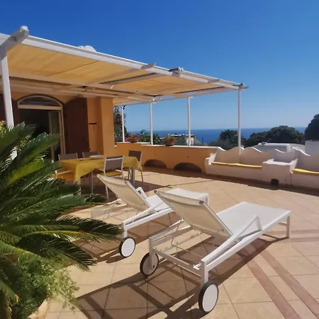 Private Sea View Con Terrazza E Giardino Appartement
