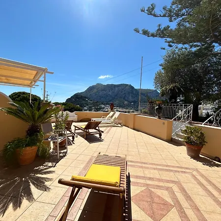 Private Sea View Con Terrazza E Giardino Appartement *