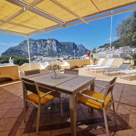 شقة Private Sea View Con Terrazza E Giardino