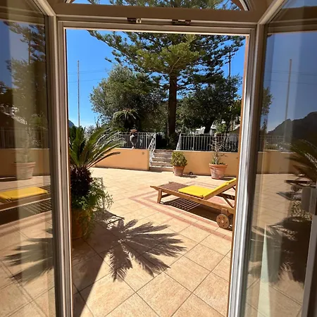Private Sea View Con Terrazza E Giardino *