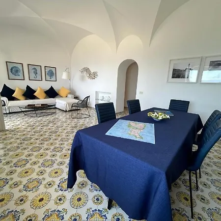 Private Sea View Con Terrazza E Giardino アパート カプリ